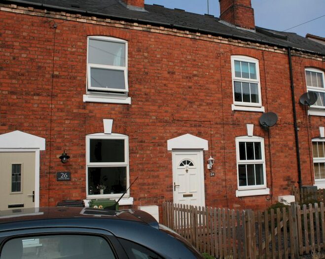 2 Bedroom Terraced House To Rent In South Road, Aston Fields, Bromsgrove, B60