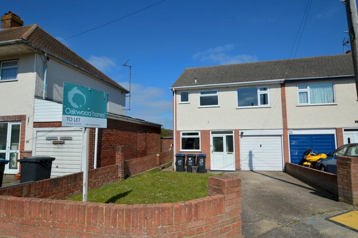 3 Bedroom Semi-Detached House To Rent In Beverley Way, Ramsgate CT12