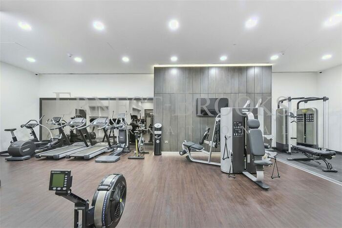 2 Bedroom Flat To Rent In Lancaster House, Sovereign Court, Hammersmith, W6