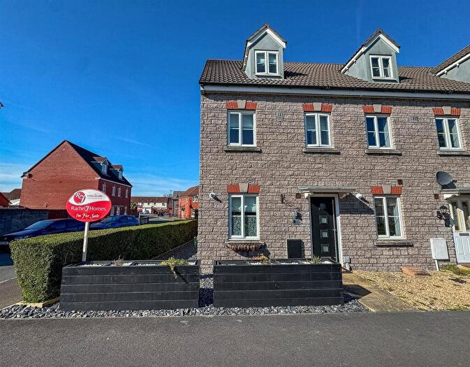 3 Bedroom Town House For Sale In Worle Moor Road, Weston-Super-Mare, BS24
