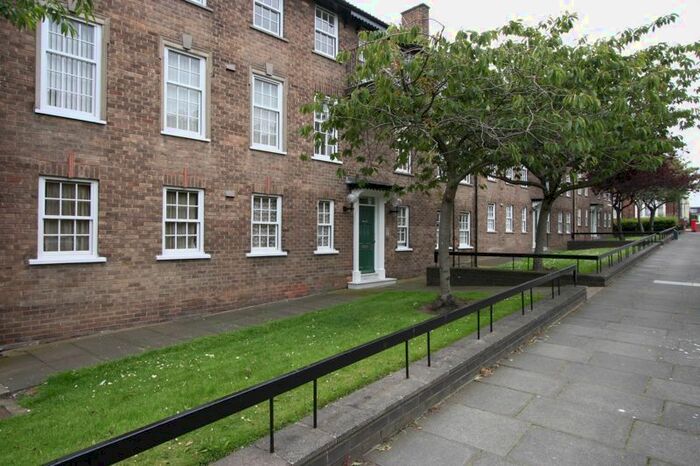 2 Bedroom Flat To Rent In Azalea Terrace South, Ashbrooke, Sunderland, SR2