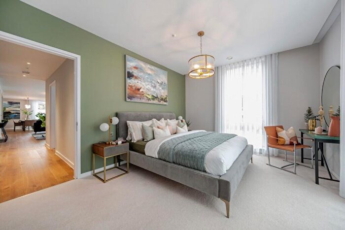 2 Bedroom Apartment For Sale In Rowland Hill Street, Hampstead, London, NW3