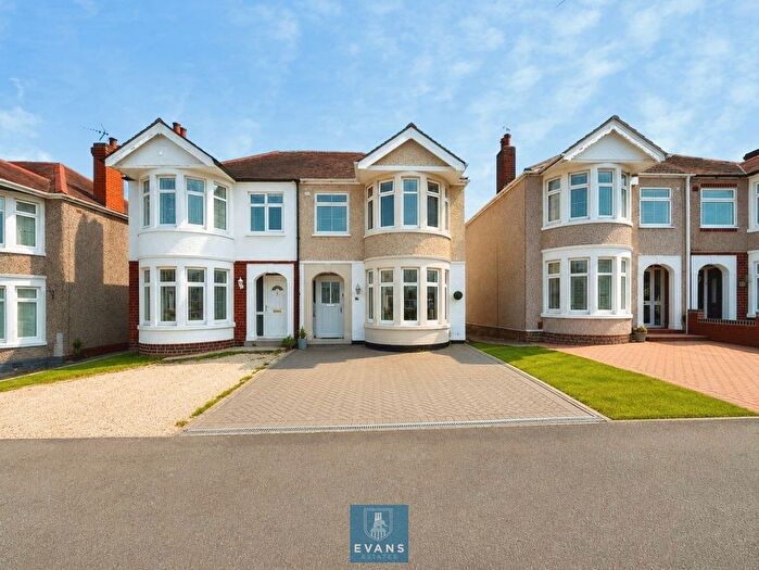 3 Bedroom Semi Detached House For Sale In Dickens Road, Keresley, Coventry, CV6