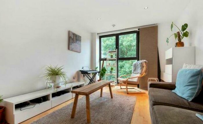 2 Bedroom Apartment To Rent In Petergate, London, SW11