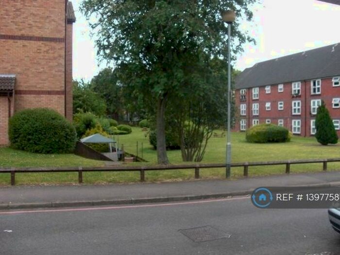 1 Bedroom Terraced House To Rent In Portland Road, London, N15