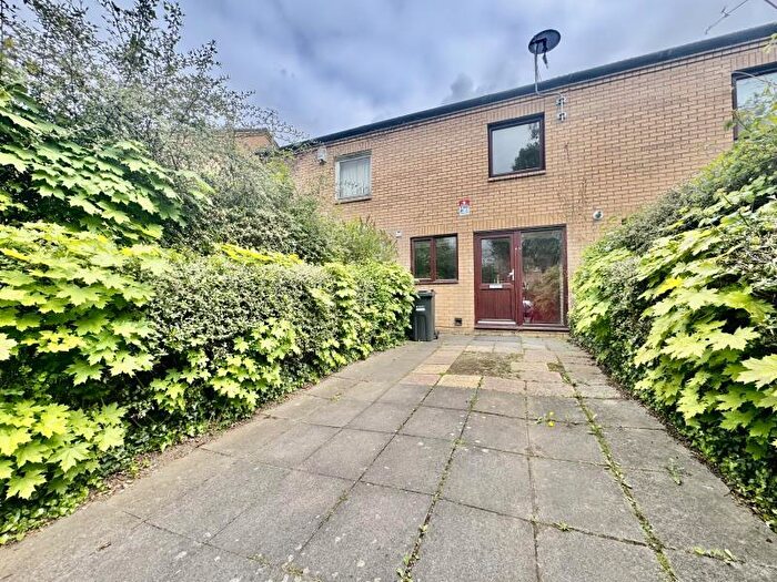 2 Bedroom Terraced House To Rent In Woodruff Avenue, Conniburrow, MK14