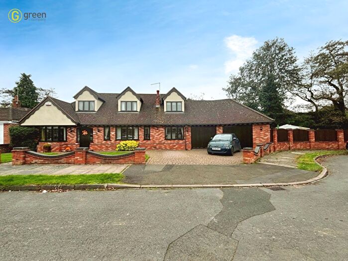 5 Bedroom Detached House For Sale In Newton Close, Great Barr, B43