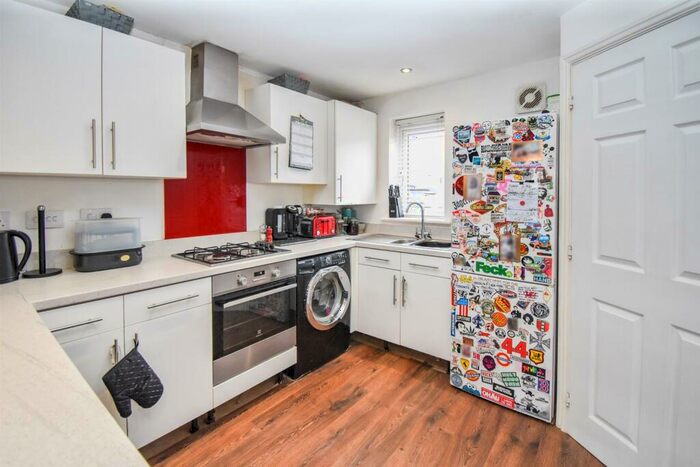 3 Bedroom Terraced House For Sale In Turnstone Drive, Scunthorpe, DN16