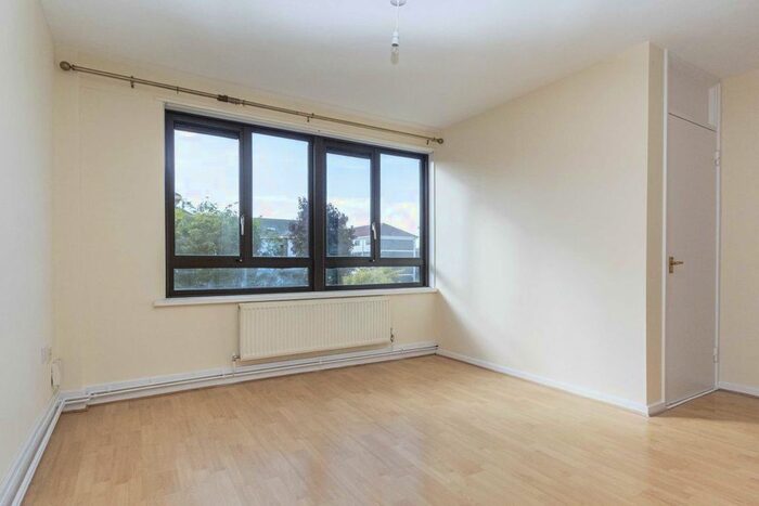 1 Bedroom Flat To Rent In Summerwood Road, Isleworth, TW7