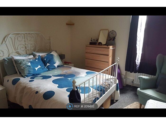 Studio To Rent In Wood Lane, London, W12