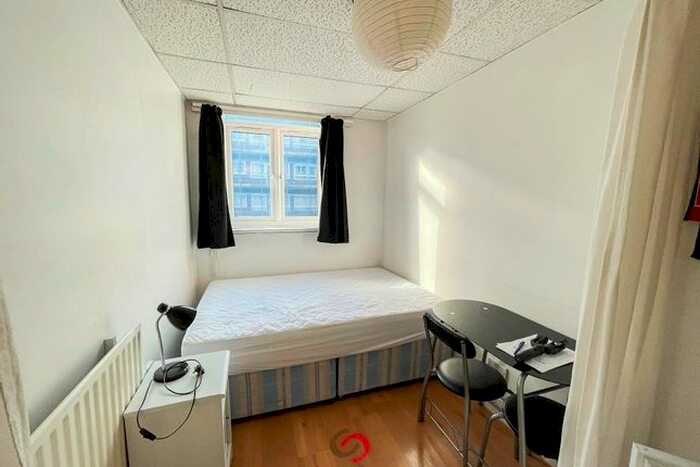 Studio To Rent In Kember Street, London, N1