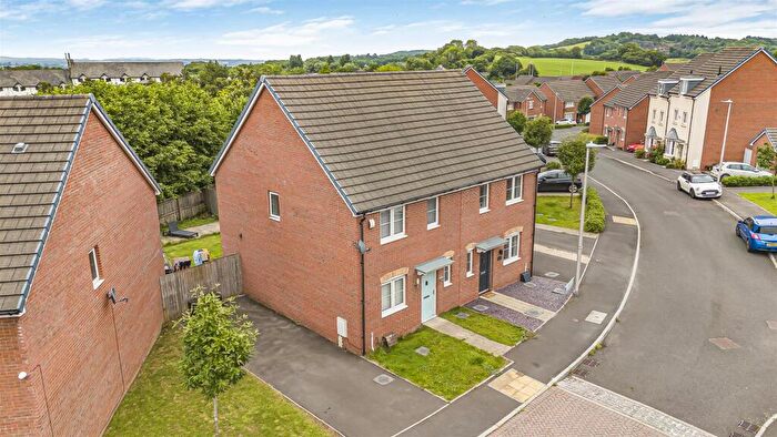 3 Bedroom Semi-Detached House For Sale In Picca Close, Cardiff, CF5