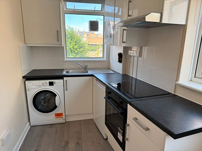 Studio To Rent In Rylston Road, London, SW6