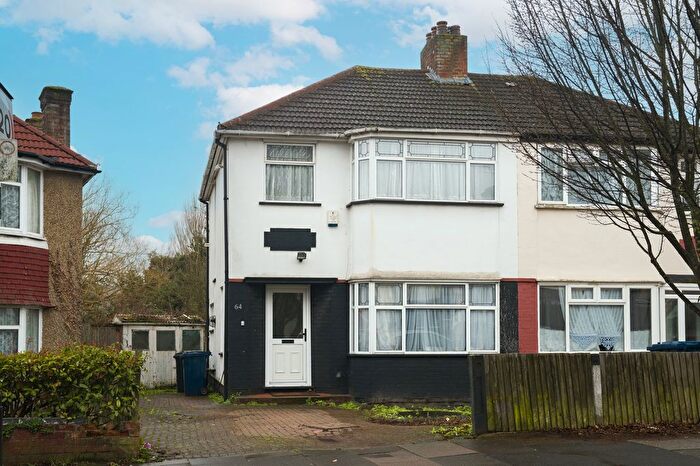 3 Bedroom Semi Detached House For Sale In Currey Road, Greenford, UB6