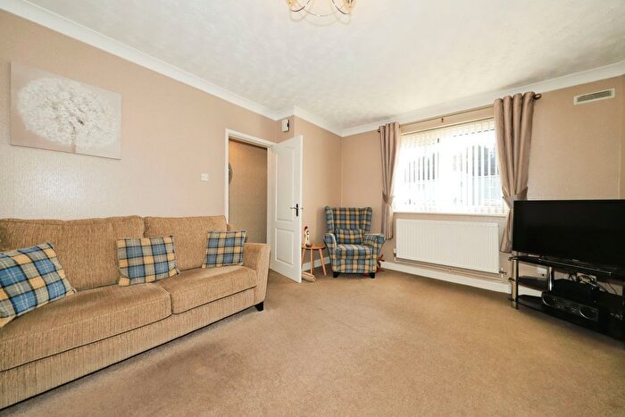 3 Bedroom End Of Terrace House For Sale In Deansfield Road, Wolverhampton, West Midlands, WV1