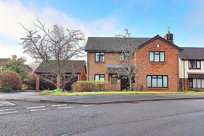 4 Bedroom Detached House For Sale In Heol Y Cadno, Thornhill, Cardiff, CF14