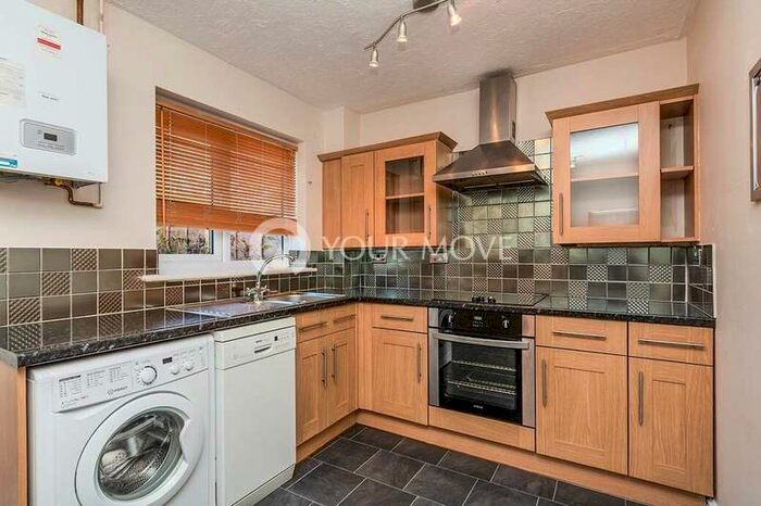 2 Bedroom Terraced House To Rent In Whitestones, Basingstoke, RG22