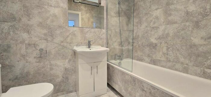 Flat To Rent In Northbrook Street, Newbury, RG14