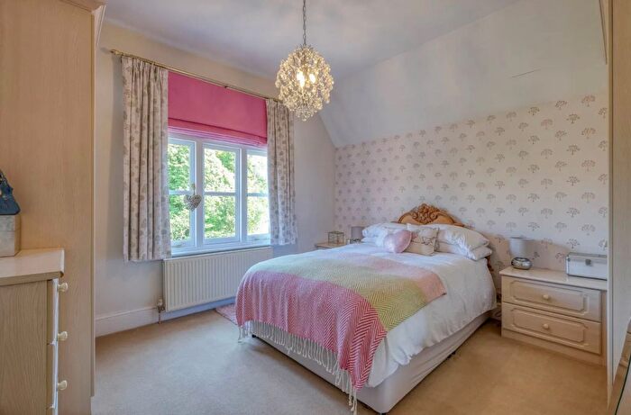 4 Bedroom Detached House For Sale In Alcester Road, Burcot, B60