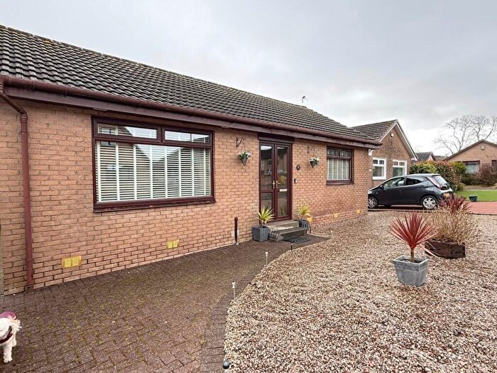2 Bedroom Bungalow To Rent In Duncarnock Avenue, Neilston, Glasgow, G78