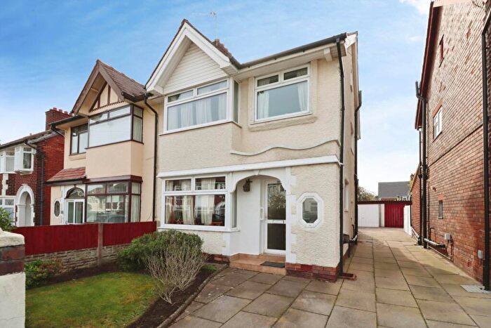3 Bedroom Semi Detached House For Sale In Greenville Road, Bebington, CH63