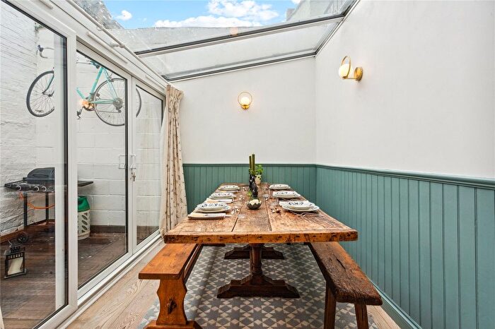 2 Bedroom Maisonette To Rent In Margravine Road, Barons Court, W6