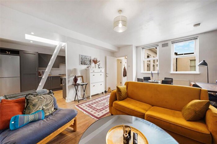 1 Bedroom Apartment For Sale In Hercules Place, London, N7