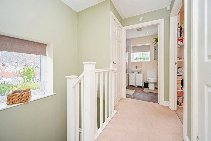 3 Bedroom Detached House For Sale In Hunters Ride, Stafford, ST17