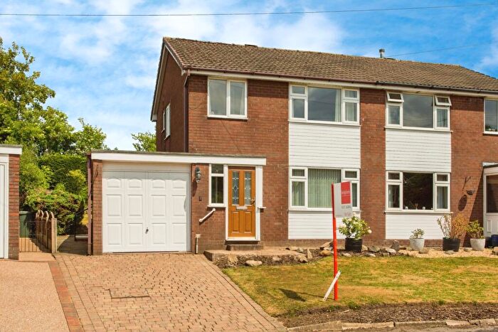 3 Bedroom Semi-Detached House For Sale In Goose Green Avenue, Coppull, Chorley, Lancashire, PR7