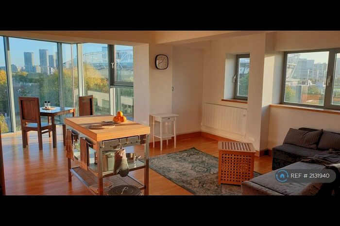 2 Bedroom Flat To Rent In Dace Road, London, E3