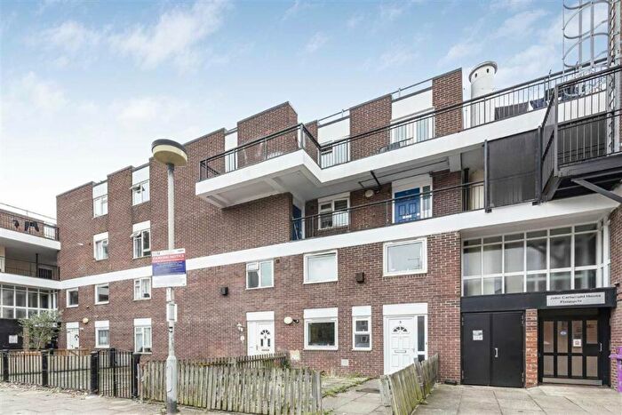 2 Bedroom Flat To Rent In Old Bethnal Green Road, Bethnal Green, E2