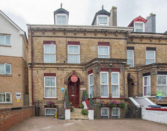 9 Bedroom House For Sale In Folkestone Road, Dover, CT17