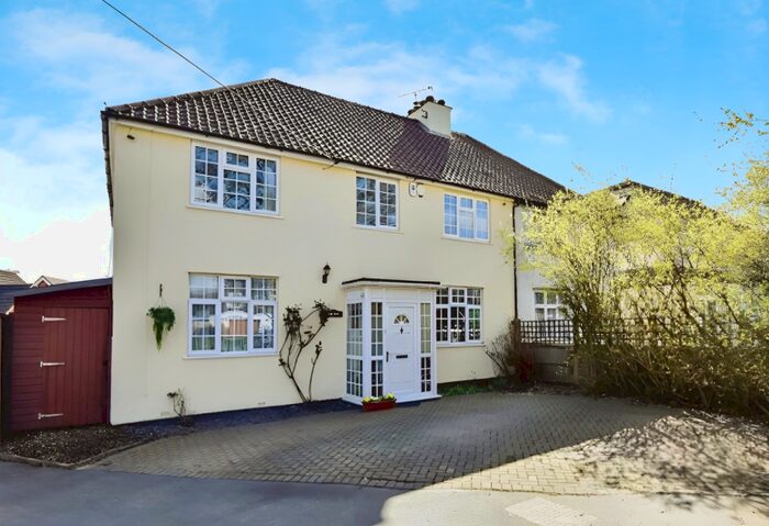 4 Bedroom Semi-Detached House To Rent In Church Road, Iver, SL0