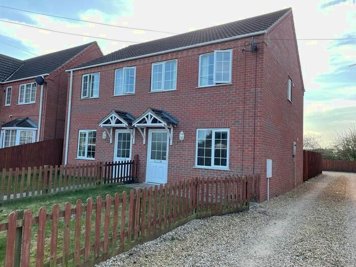 3 Bedroom Semi-Detached House To Rent In Ratten Row, Walpole Highway, Wisbech, PE14