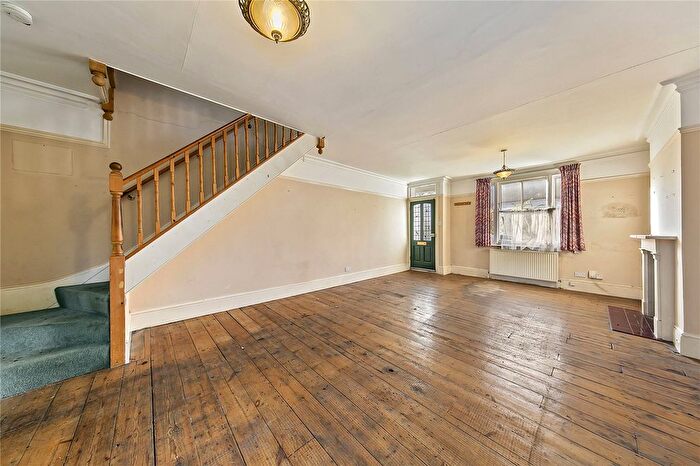 2 Bedroom End Terrace House For Sale In Beauchamp Road, Twickenham, TW1