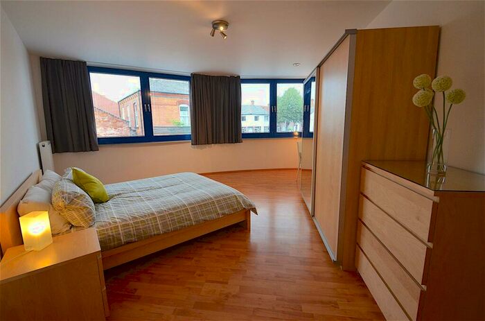 1 Bedroom Flat To Rent In Wollaton Road, Beeston, NG9