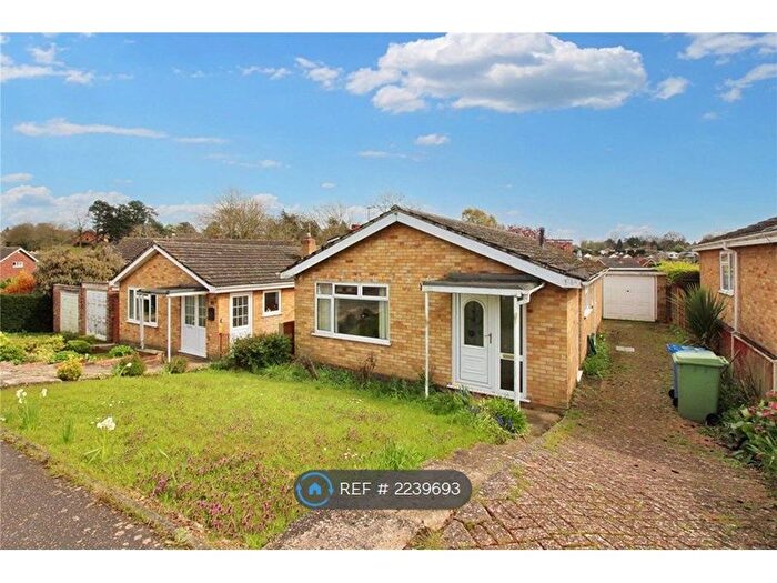 4 Bedroom Bungalow To Rent In Rugge Drive, Norwich, NR4