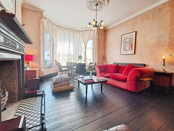 1 Bedroom Flat For Sale In Harold Road, Cliftonville, Margate, Kent, CT9