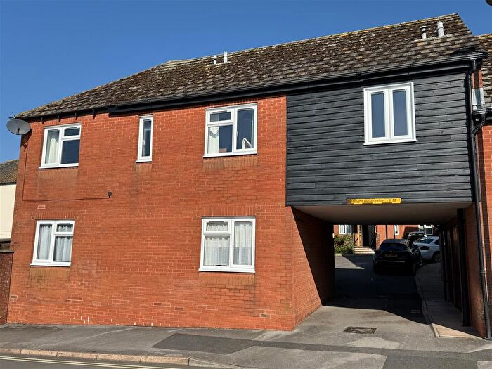 1 Bedroom Flat For Sale In Chardsmead Court, Bridport, DT6