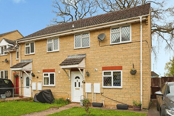 2 Bedroom End Terrace House For Sale In Bramble Lane, Stonehouse, Gloucestershire, GL10
