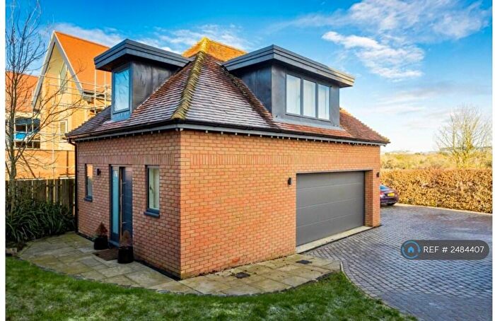 1 Bedroom Detached House To Rent In Whitworth Lane, Loughton, Milton Keynes, MK5