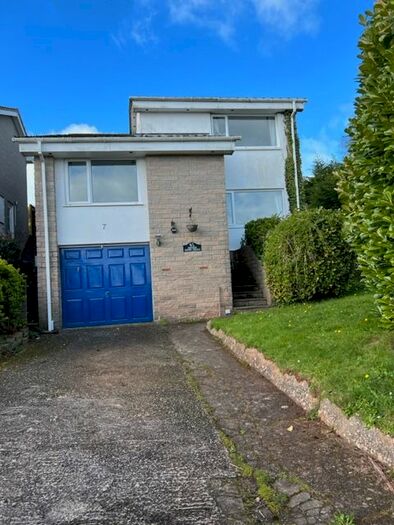 3 Bedroom Detached House To Rent In Deep Dene Close, Brixham, TQ5
