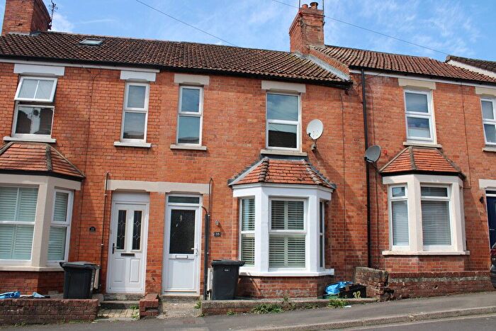 2 Bedroom Terraced House To Rent In Cromwell Road, Yeovil, BA21