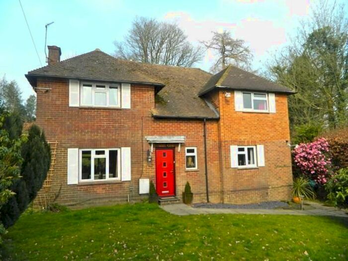 5 Bedroom Detached House To Rent In The Forstal, Tunbridge Wells, TN3