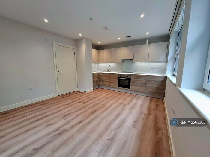 1 Bedroom Flat To Rent In Richmond Hill, Bournemouth, BH2