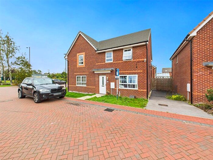3 Bedroom Semi-Detached House For Sale In Yarborough Drive, Doncaster, South Yorkshire, DN2