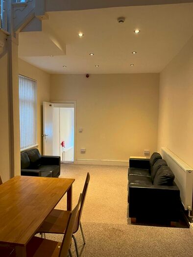 4 Bedroom Terraced House To Rent In Newton Road, Mumbles, Swansea, SA3