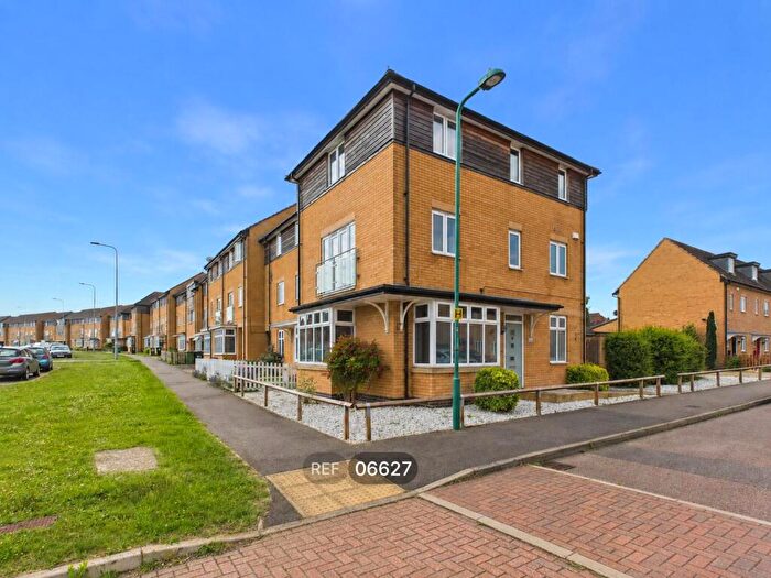 4 Bedroom Property To Rent In Beadle Way, Peterborough, PE4