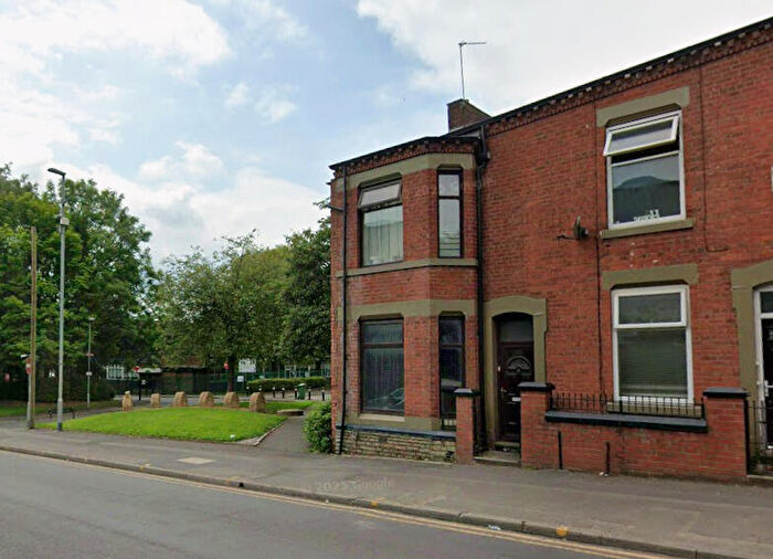 2 Bedroom Terraced House To Rent In Ashton Road, Bardsley, Oldham, OL8