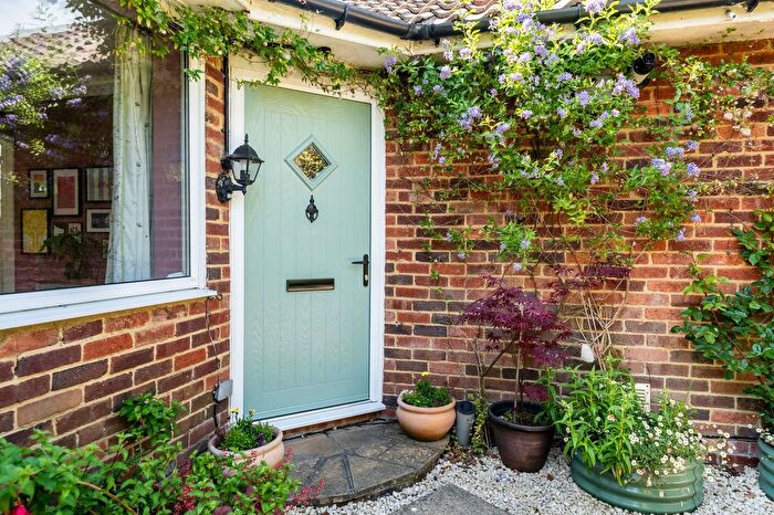 2 Bedroom Detached Bungalow For Sale In Highview Road, Broad Oak, TN21